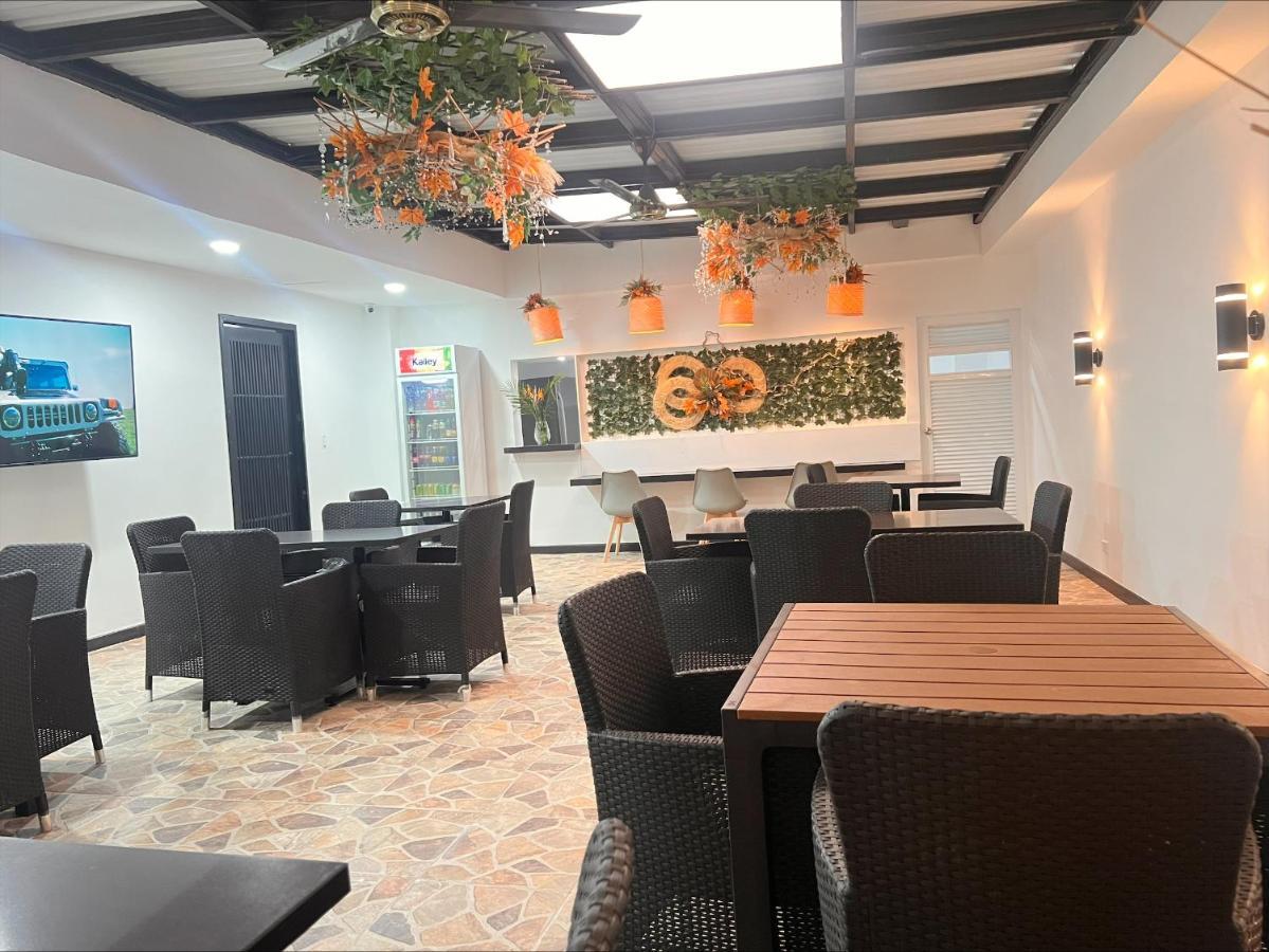 Hotel Zuriel Boutique Картахена Экстерьер фото