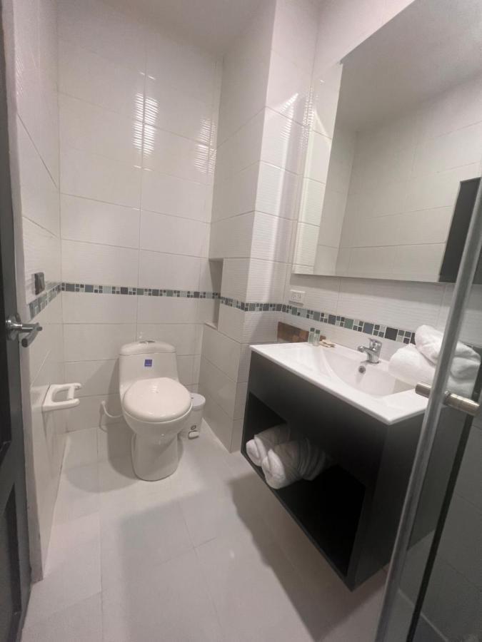 Hotel Zuriel Boutique Картахена Экстерьер фото